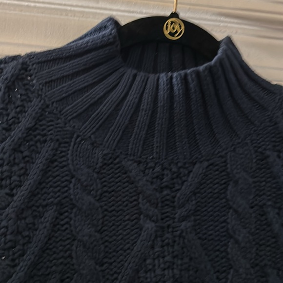 NWOT - Lauren Ralph Lauren Cable Knit Sweater - Picture 4 of 6